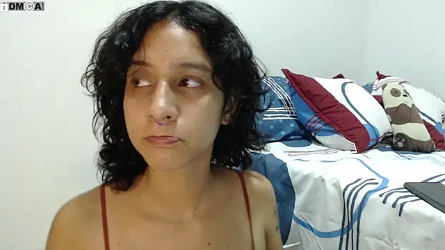 Snapshot of AlinaWoolf_ chatting on 10/03/25, 02:59 AlinaWoolf  online show from 10/03/25, 02:59