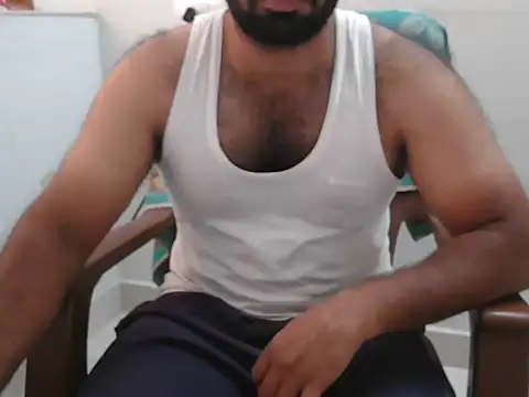 Snapshot of Tamil_Boy28 chatting on 06/19/26, 04:51 Tamil Boy28 online show from 06/19/26, 04:51
