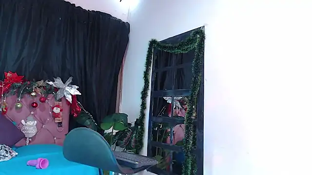 Snapshot of Cataleya_divine chatting on 11/21/25, 11:09 Cataleya divine online show from 11/21/25, 11:09