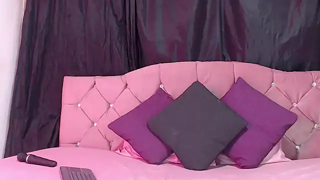 Snapshot of Cataleya_divine chatting on 10/13/25, 11:01 Cataleya divine online show from 10/13/25, 11:01