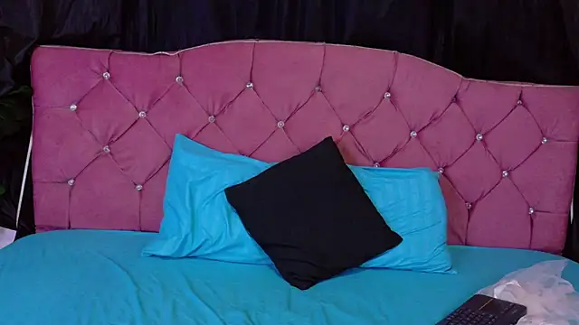 Cataleya divine online show from 05/25/26, 12:04