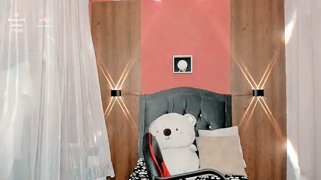 Sarah angell online show from 12/19/24, 01:51