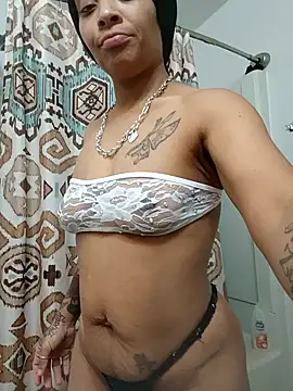 mariah2299 online show from 11/28/25, 02:56