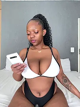 Jazmine-Blue online show from 07/17/26, 09:50