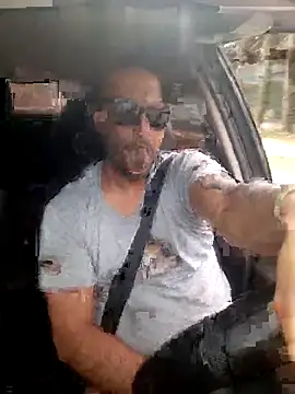 Snapshot of hecwil8 chatting on 09/17/25, 04:09 hecwil8 online show from 09/17/25, 04:09