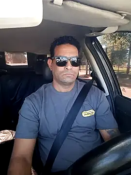 hecwil8 online show from 11/24/25, 12:27