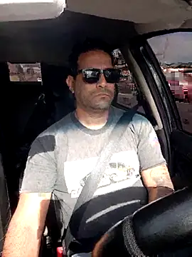 hecwil8 online show from 11/01/25, 11:59