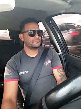 hecwil8 online show from 11/06/25, 11:25