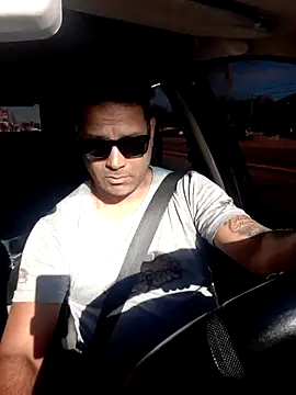 Snapshot of hecwil8 chatting on 10/03/25, 11:45 hecwil8 online show from 10/03/25, 11:45