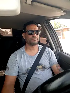 hecwil8 online show from 11/19/25, 12:05