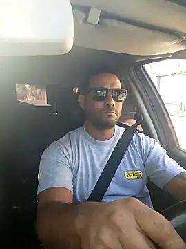 hecwil8 online show from 12/04/25, 11:20