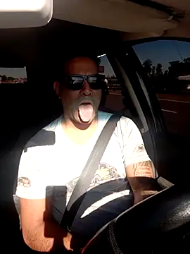 hecwil8 online show from 11/14/25, 11:25