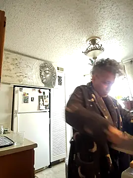 CeceilaMoon online show from 02/14/26, 04:29