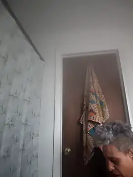 CeceilaMoon online show from 03/10/26, 03:16