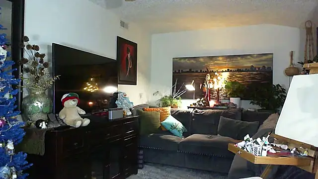 CeceilaMoon online show from 12/15/25, 03:12