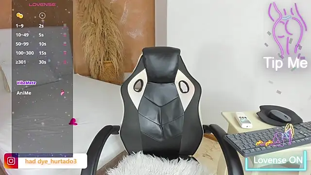 shenielxx online show from 02/17/26, 01:41