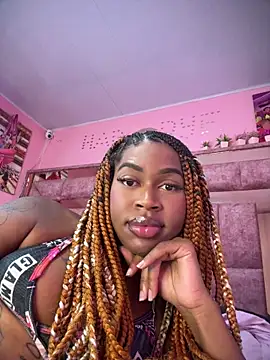 shenielxx online show from 06/23/26, 11:30