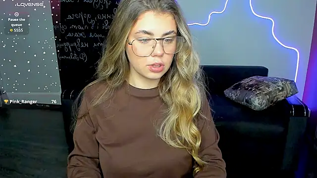 IsabellaBler online show from 11/16/25, 07:02