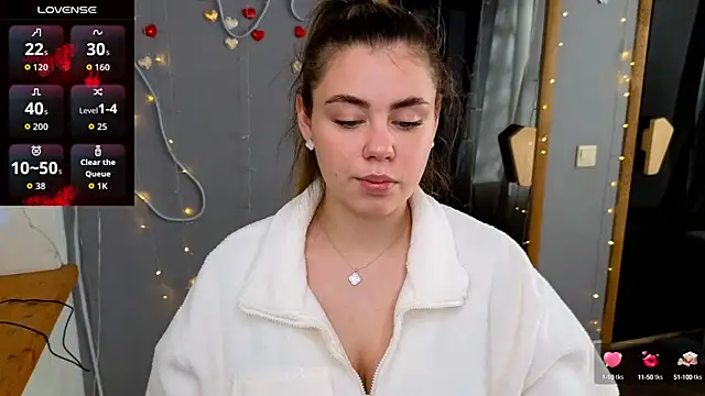 IsabellaBler online show from 09/26/25, 05:47