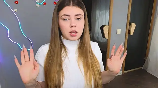 IsabellaBler online show from 03/23/25, 07:20