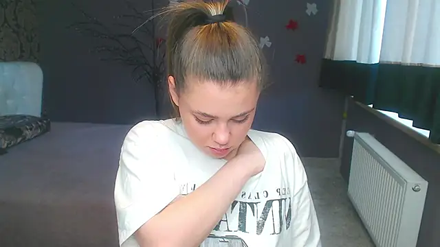 IsabellaBler online show from 03/29/26, 11:56