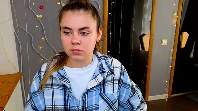 IsabellaBler online show from 09/21/25, 05:34