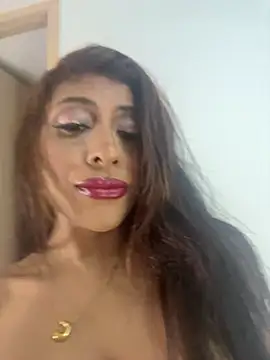 canela 10 online show from 12/15/25, 02:06