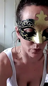 Snapshot of Masquegirlmysterious chatting on 02/13/26, 12:49 Masquegirlmysterious online show from 02/13/26, 12:49