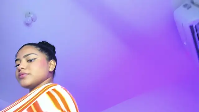 sharlot evans  online show from 11/29/25, 01:55