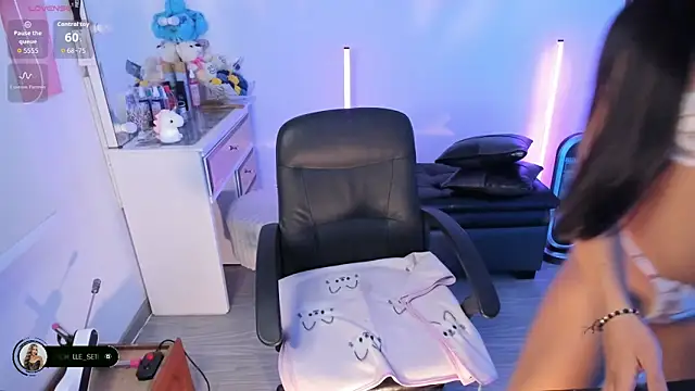 Michelle se online show from 12/02/25, 09:05