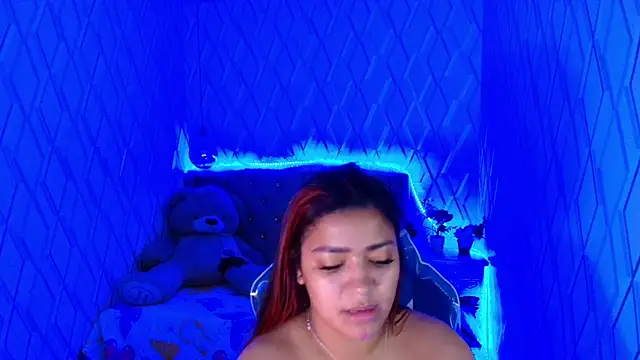 Snapshot of NicolleTaylor chatting on 11/27/25, 03:51 NicolleTaylor online show from 11/27/25, 03:51