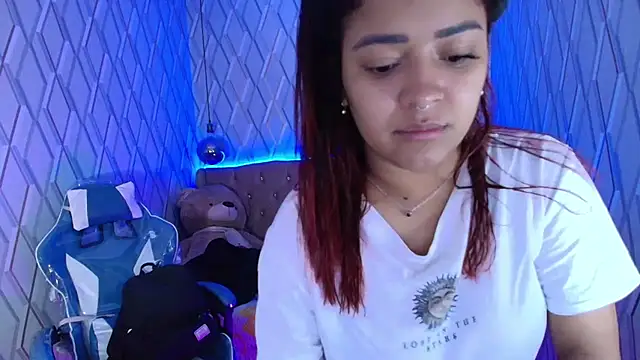 Snapshot of NicolleTaylor chatting on 10/24/25, 04:11 NicolleTaylor online show from 10/24/25, 04:11