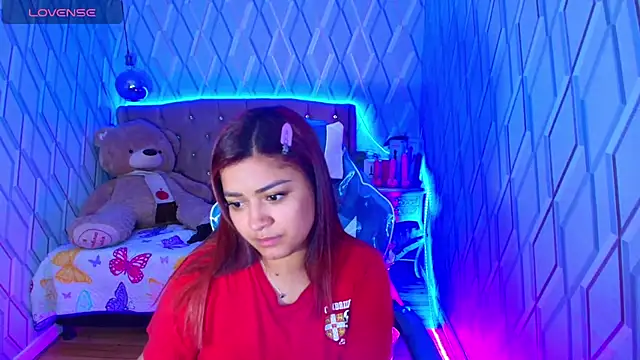 Snapshot of NicolleTaylor chatting on 10/27/25, 03:07 NicolleTaylor online show from 10/27/25, 03:07