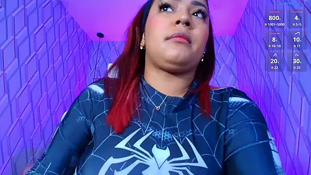 Snapshot of NicolleTaylor chatting on 09/22/25, 03:23 NicolleTaylor online show from 09/22/25, 03:23