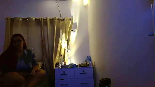 Snapshot of Isabella_Du chatting on 06/14/26, 10:55 Isabella Du online show from 06/14/26, 10:55