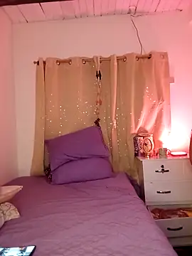 Isabella Du online show from 04/07/26, 10:33