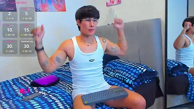 JayHotxxx online show from 02/11/26, 10:53