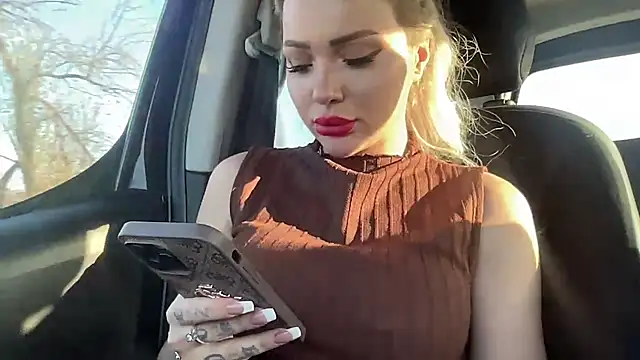 petitebeauty online show from 12/03/25, 01:10