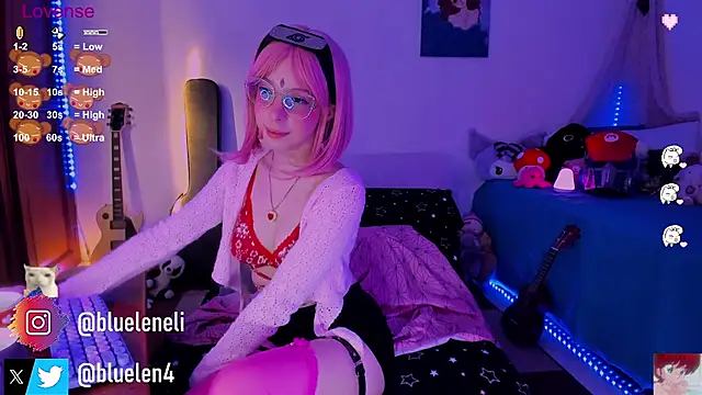 Snapshot of bluelen chatting on 03/16/25, 12:11 bluelen online show from 03/16/25, 12:11