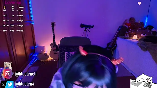 bluelen online show from 03/28/26, 10:05