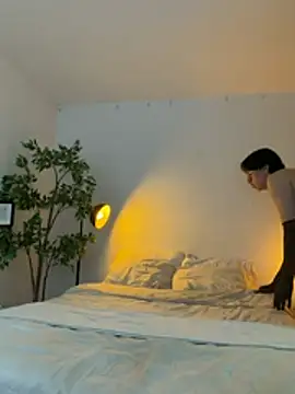 SrLuis18 online show from 03/22/26, 10:44