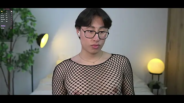 Snapshot of SrLuis18 chatting on 02/23/26, 08:42 SrLuis18 online show from 02/23/26, 08:42