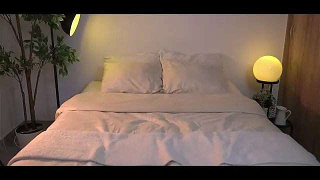 SrLuis18 online show from 11/12/25, 08:56