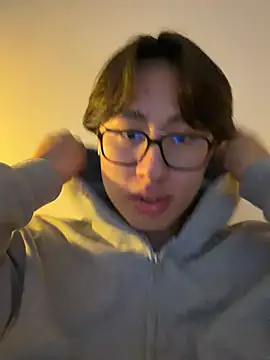 SrLuis18 online show from 03/17/26, 06:49