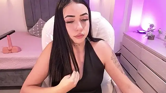 iam sofiia online show from 02/12/26, 08:08