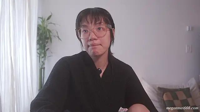Snapshot of meganmei666 chatting on 06/28/26, 04:35 meganmei666 online show from 06/28/26, 04:35
