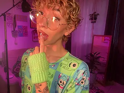 lyamthommpson online show from 03/17/26, 08:34