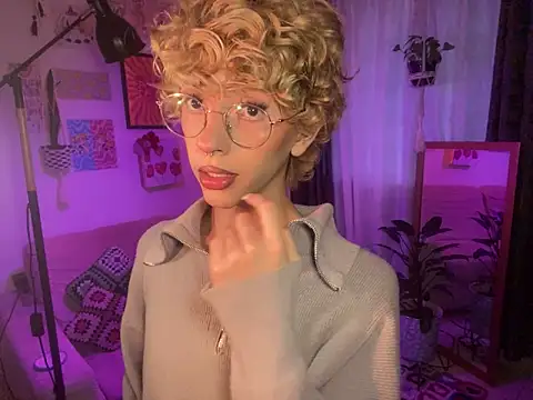 lyamthommpson online show from 03/26/26, 08:51