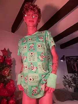 Snapshot of lyamthommpson chatting on 12/04/25, 05:34 lyamthommpson online show from 12/04/25, 05:34