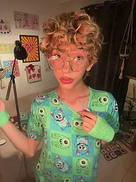 lyamthommpson online show from 02/08/26, 02:53